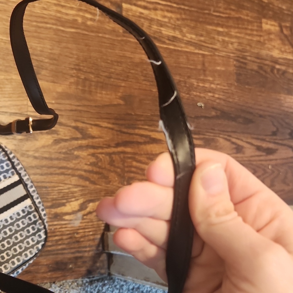 Tory Burch Gemini Crossbody - Picture 6 of 7